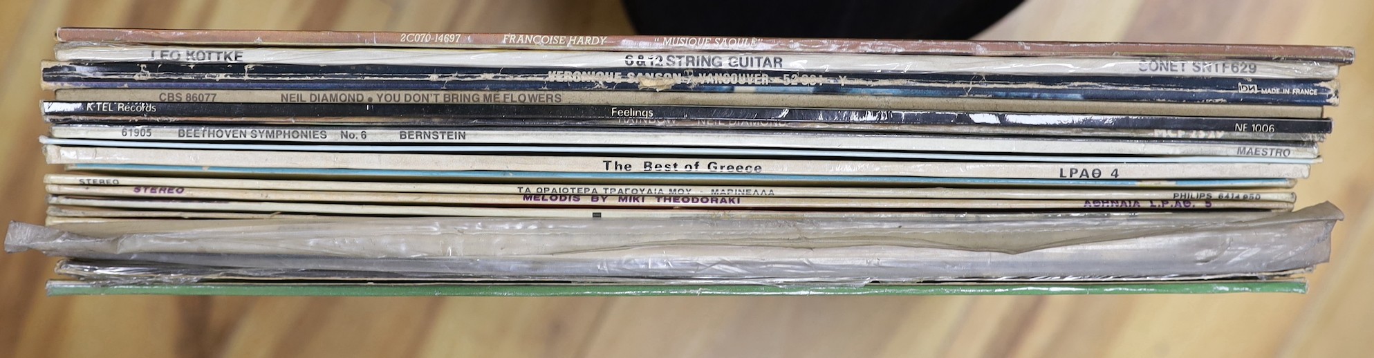 A quantity of vinyl albums and singles